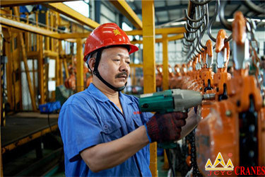 Chongqing Shanyan Crane Machinery Co., Ltd. manufacturer production line